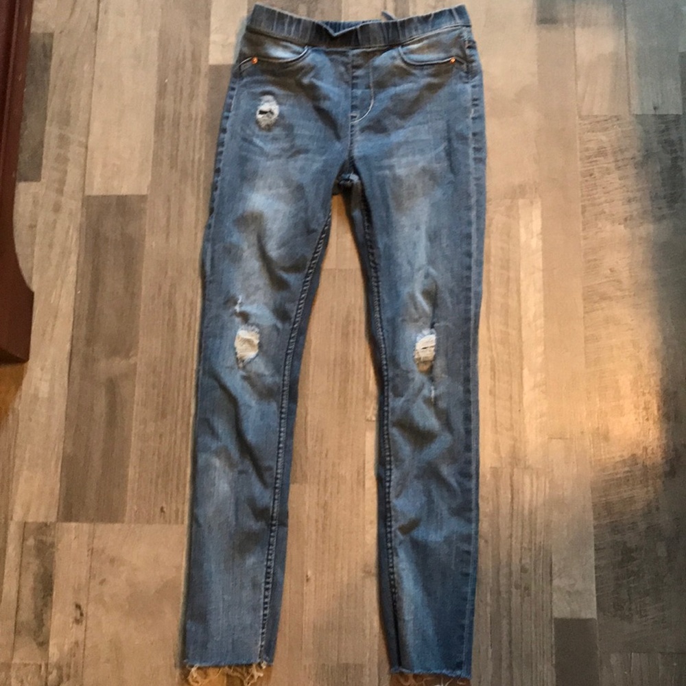 H&M girls jeggings with holes.